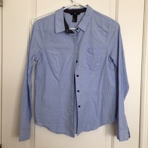 H&M button down. Light blue. US 6.